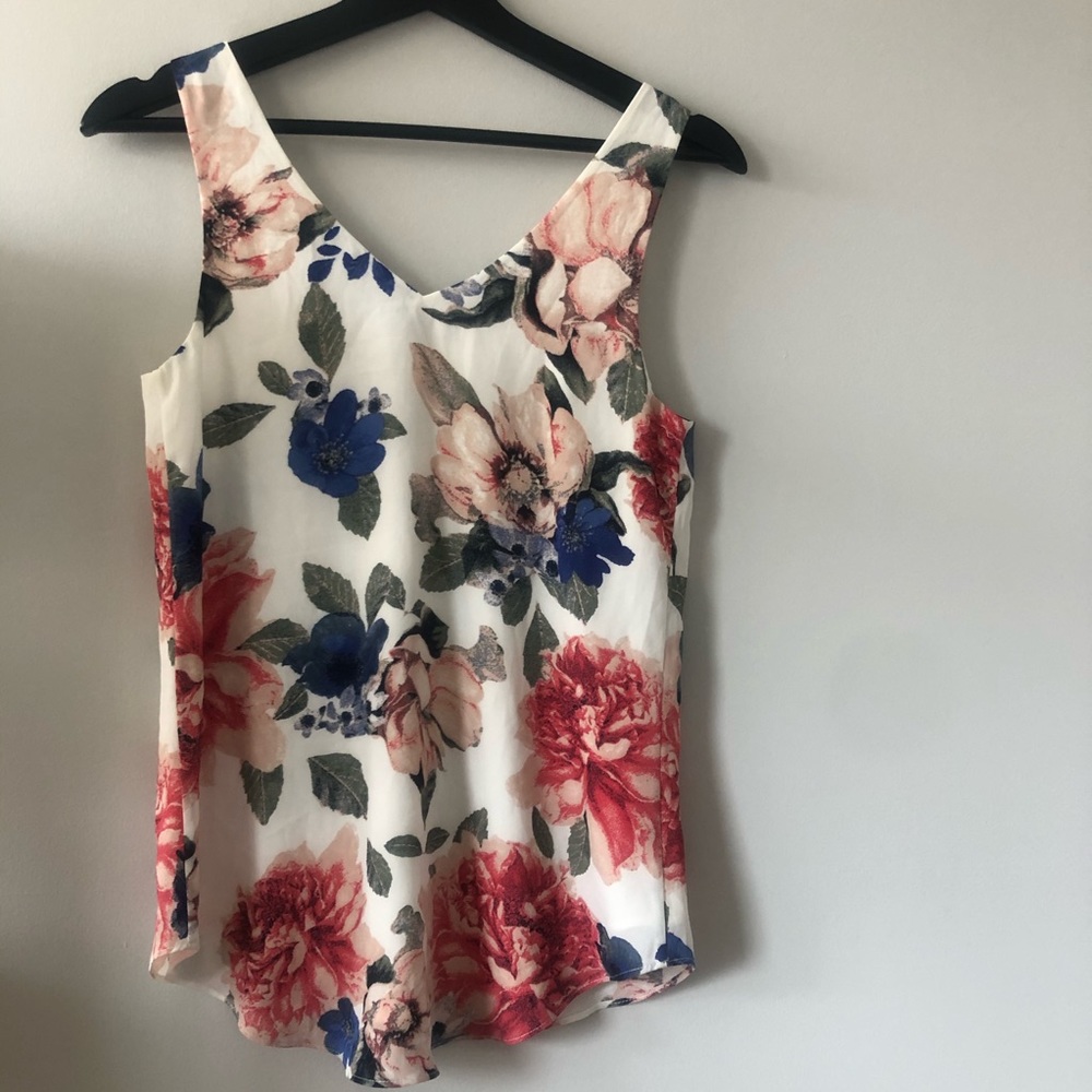 Rw& co Floral Straight Fit Silky Crepe Cami